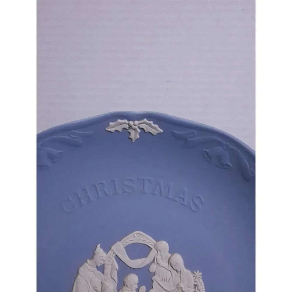 Vintage 1994 Wedgwood Blue Jasperware Christmas Plate 